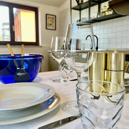 Casa Inn Parkview - Relax & Chill - Perfect For Business Travel, Weekend Trip, Family&Friends, Dogs Lover, Romance, Layover Or Longstay Limburg an der Lahn Exterior foto