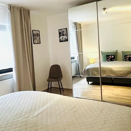 Casa Inn Parkview - Relax & Chill - Perfect For Business Travel, Weekend Trip, Family&Friends, Dogs Lover, Romance, Layover Or Longstay Limburg an der Lahn Exterior foto